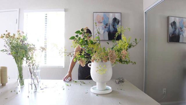 How To Design A Large Floral Arrangement | Flower Arrangement Tutorial | Tall Floral Centerpiece  4