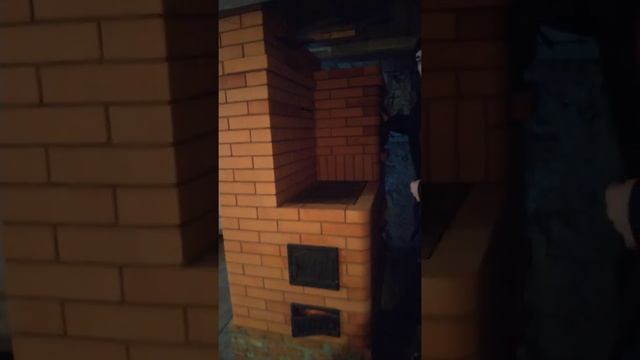 Печь для  дома-дачи из кирпича многофункциональная.