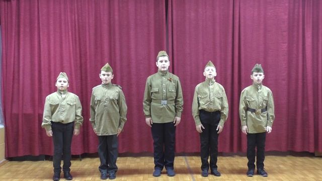 «На поле танки грохотали…», вокальное объединение «Цветные сны»