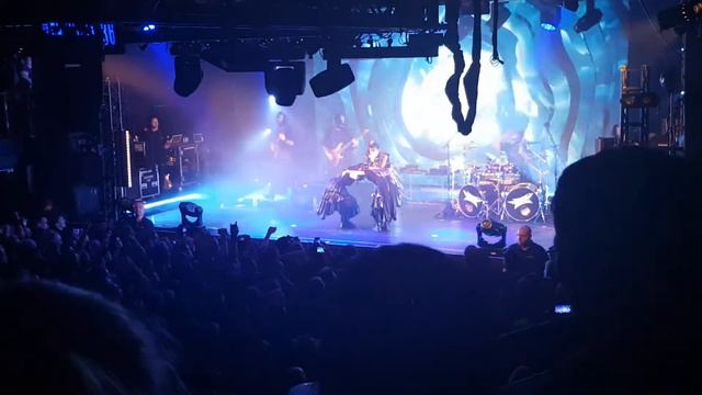 BABYMETAL Oh! MAJINAI ft. Joakim Brodén Metal World Galaxy Tour live in Hamburg 2020