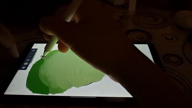 рисую яблоко в Infinity Painter