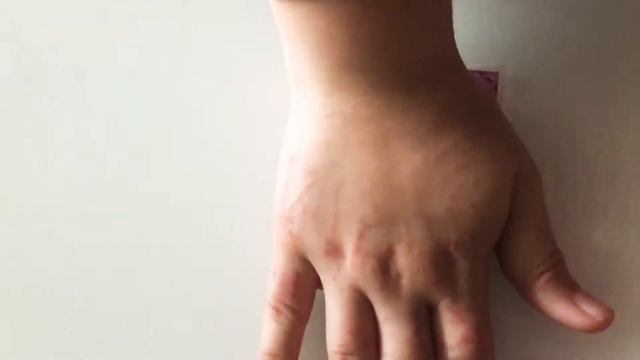 Открываю наклейки лол