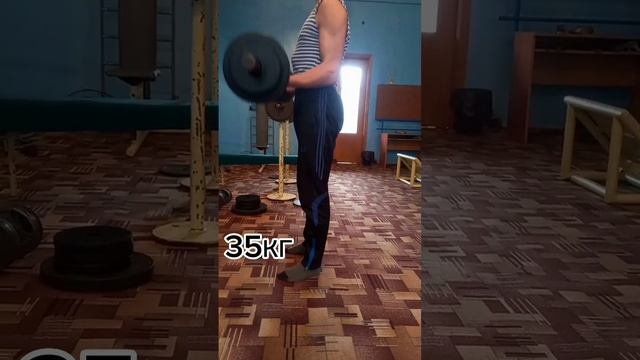 Подъём штанги на бицепс