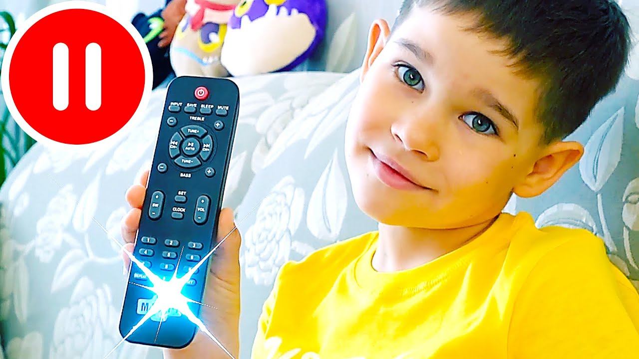 Эрик поставил маму на ПАУЗУ! Пауза Челендж