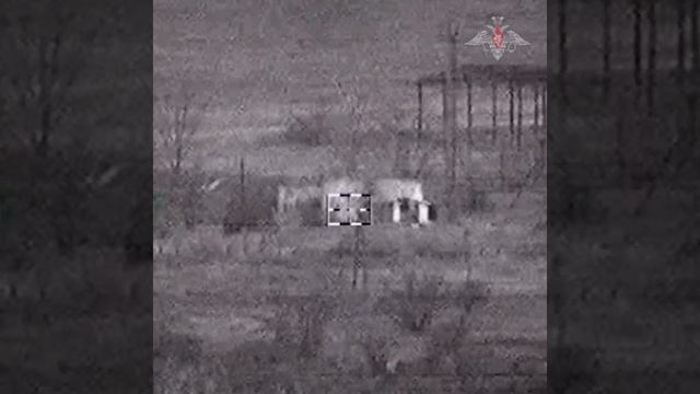 Кадры уничтожения пункта управления подразделения ВСУ экипажем вертолета Ка-52