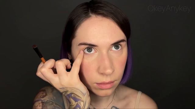 Простой вечерний макияж с одной кистью