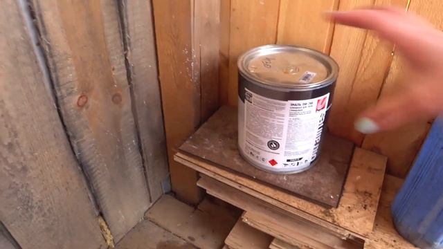 Муж кроет крышу на бане/ жарим шашлык