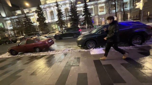 КОРЕШ И ПЛОХОЙ ПАРЕНЬ ПОЕХАЛИ В ЦУМ ЗА ОДЕЖДОЙ ДЛЯ ПЛОХОГО ПАРНЯ | СОБИРАЮТСЯ НА ДР ГЕНСУХИ