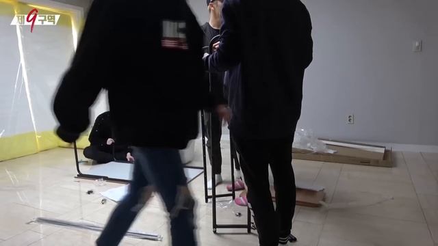 [Русская озвучка Kadza] Вдевятером Vol.1 Ep.1 | The 9th