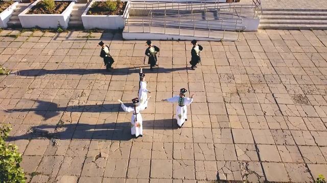 Калмыцкий танец «Тавшур».mp4