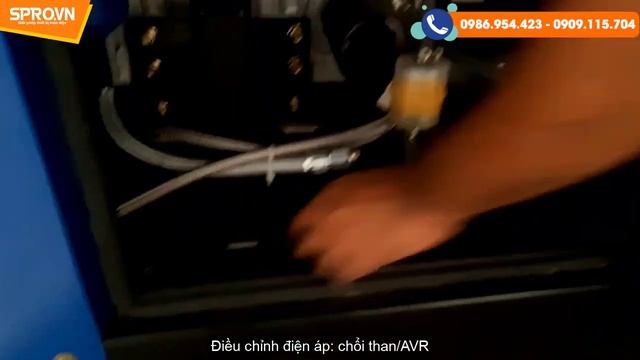 Máy phát điện chạy dầu Hyundai 11kw DHY12500SE chống ồn