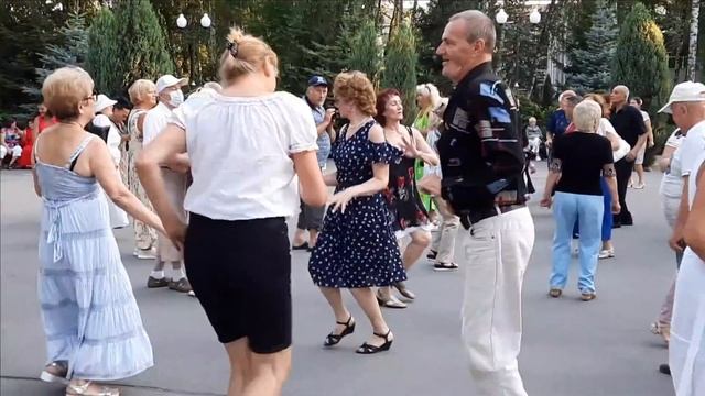 ТЕЩА ДАЙДАЙ НА МАШИНУ