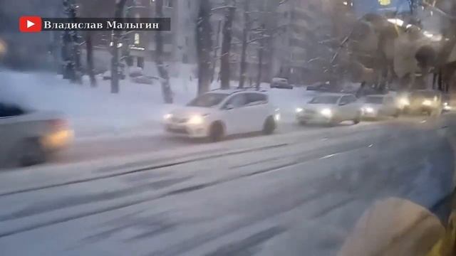 Пермь автобус 3 Станция Пермь 1 - Микрорайон Нагорный // 24.12.2021 // Владислав Малыгин