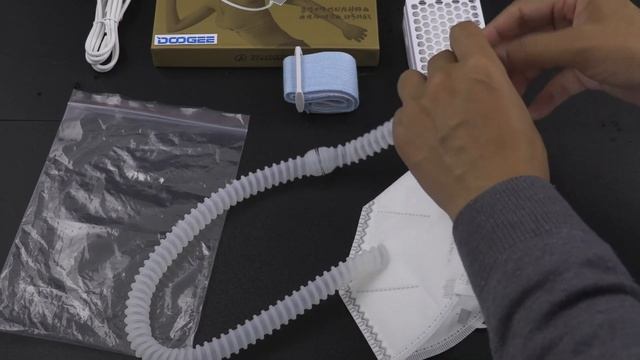 How to Use DOOGEE Electronic Mask Purifier?