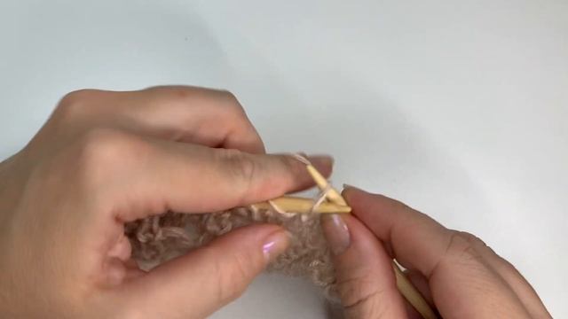 Alize Baby Wool Y Muestra De Punto Elástico Para Jersey De Moda