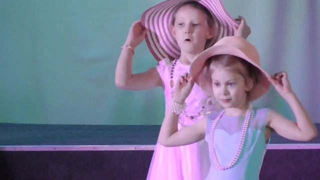 Танцевальная группа 