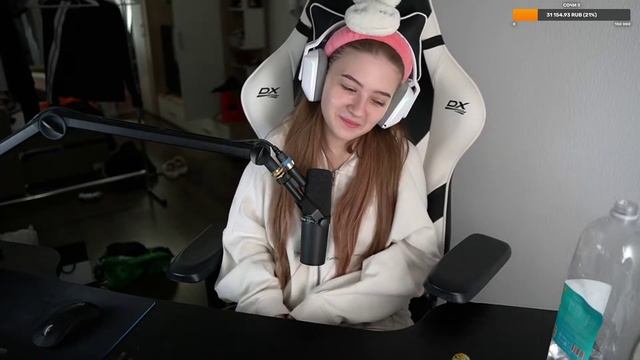 гаечка выглядит как чья-то мама