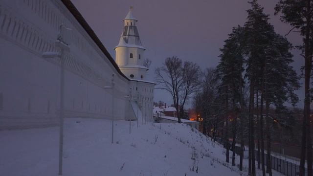 Тест Sony E PZ 18–110mm F/4 G OSS (SELP18110G)  C0032 Slowzoom