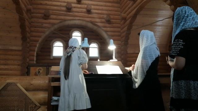 лития на 3 голоса. поют дети.