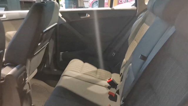 Volkswagen Tiguan 2.0 АТ 4WD, 2013 год