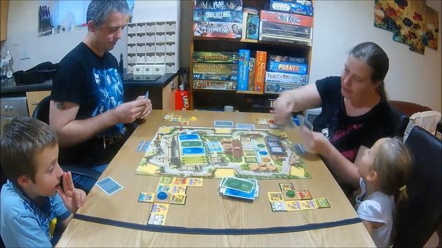 Alhambra Family Playthrough (Board Game Gameplay Overview, Runthrough & Review)