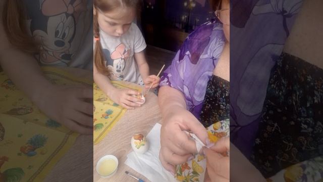 декупаж пасхального яйца