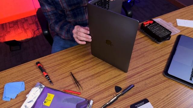 MacBook Air Screen Replacement