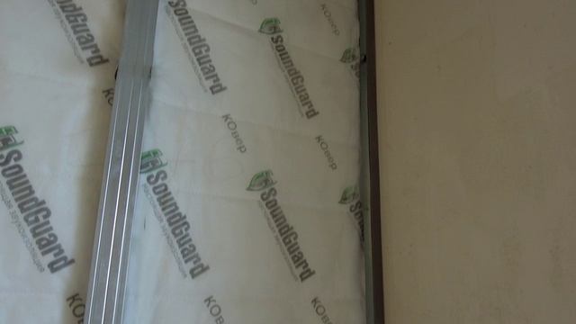 Как правильно монтировать демпферную ленту для звукоизоляции стены или потолка!