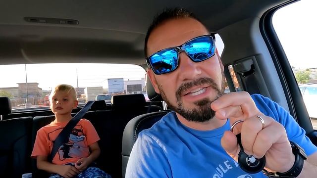 Minecraft SpeedRunner Vs 4 Hunters In REAL LIFE!!!