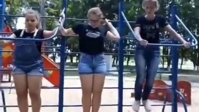 Клип на песню Алёнка