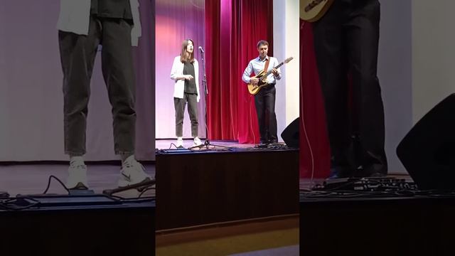 Музыка М. Славкин, слова В. Орлова - Маячок, исп. Иван и Алина Шулер