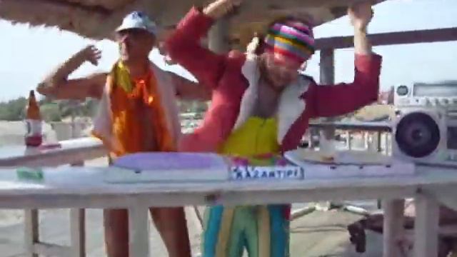 780213ab8f3d3f4a8d99f268f50b5366