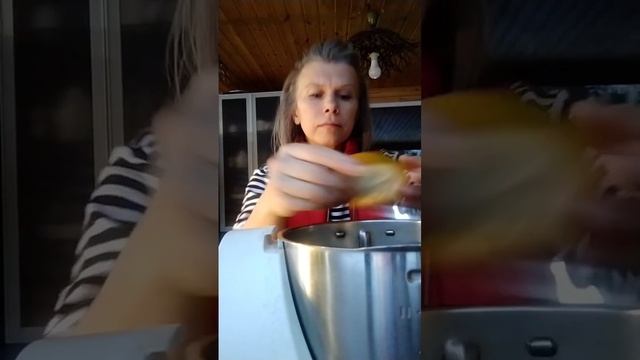 Классика жанра ... суп - пюре и тельняшка