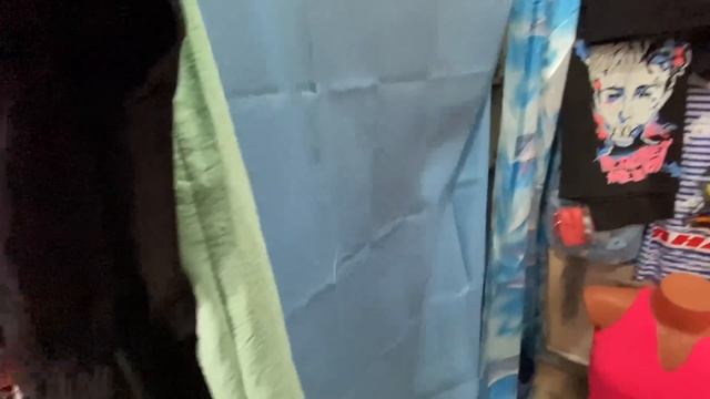 VLOG Купила ПЛАТЬЯ на рынке в Анапе ! Едим желтый арбузик! Shopping Vlog