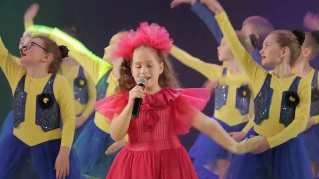 Папочка - Аделина Гальвас и хореографический ансамбль 