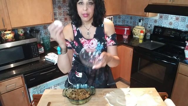 IN A MINUTE ? Apple Turnovers/Apple Empanadas SO GOOOD!|Mama's Cozy Kitchen