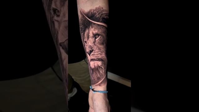 Lion Realistic Portrait . #madabouttattoo #tatt #tattoo #tattoos #kwadron #cheyenne_tattooequipment