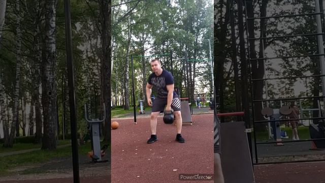 Армейский рывок гири 24 кг 100 повторов.