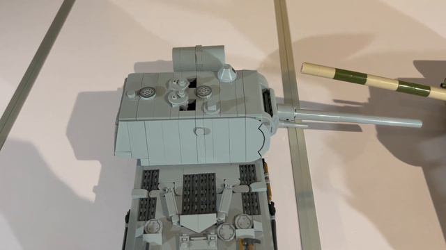 Cobi vs QuanGuan | Maus Comparison