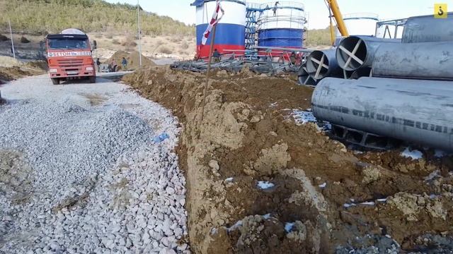 Строительство водозабора на реке Бельбек. #24 Первый асфальт. Переходной мост на плотине.