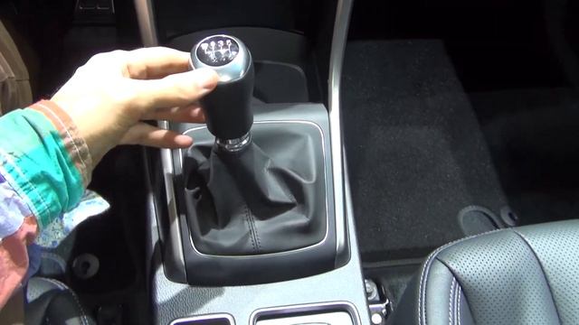 Hyundai I30 (2014) Exterior And Interior