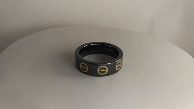 Кольцо в стиле Картье, черная керамика с золотом
