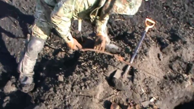Фильм 11 Раскопки в полях Второй Мировой ВойныFilm 11 Excavation in fields of World War II