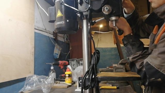 Распаковка сверлильного станка за 7000р. Zitrek DP-90.