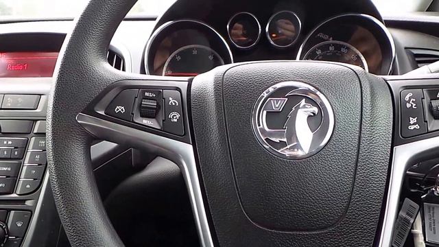 2012 Vauxhall ASTRA 1.7 CDTI ACTIVE 5DR INC AIR CON In White