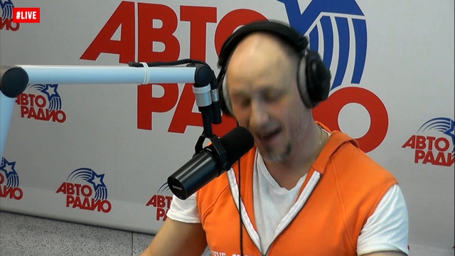 Владимир Путин просит не частить с фильмами о нем