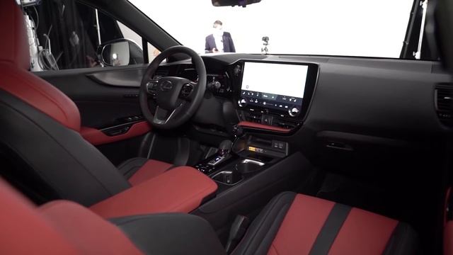 Lexus NX 450h+ (2022) | Toma de contacto | Review en español | Diariomotor