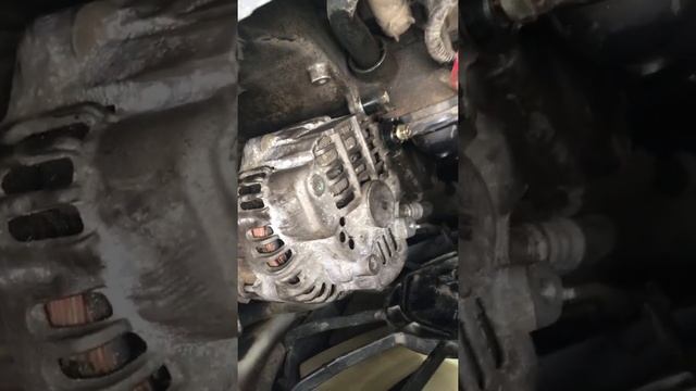 Снятие генератора и двигателя: ремонт авто