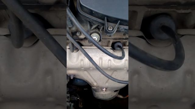 Стук в двигателе Рено Логан