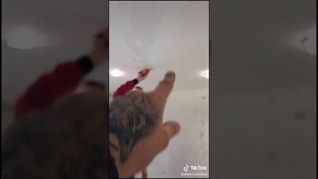 как можно перенести светильники в натяжном потолке